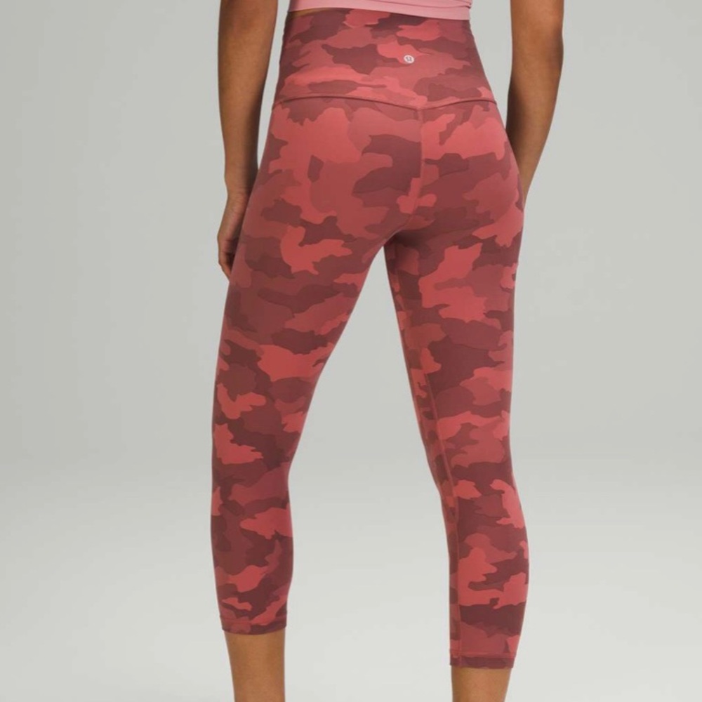 Lululemon Align HR Crop 21” Leggings Heritage 365 Camo Brier Rose Multi Size 0